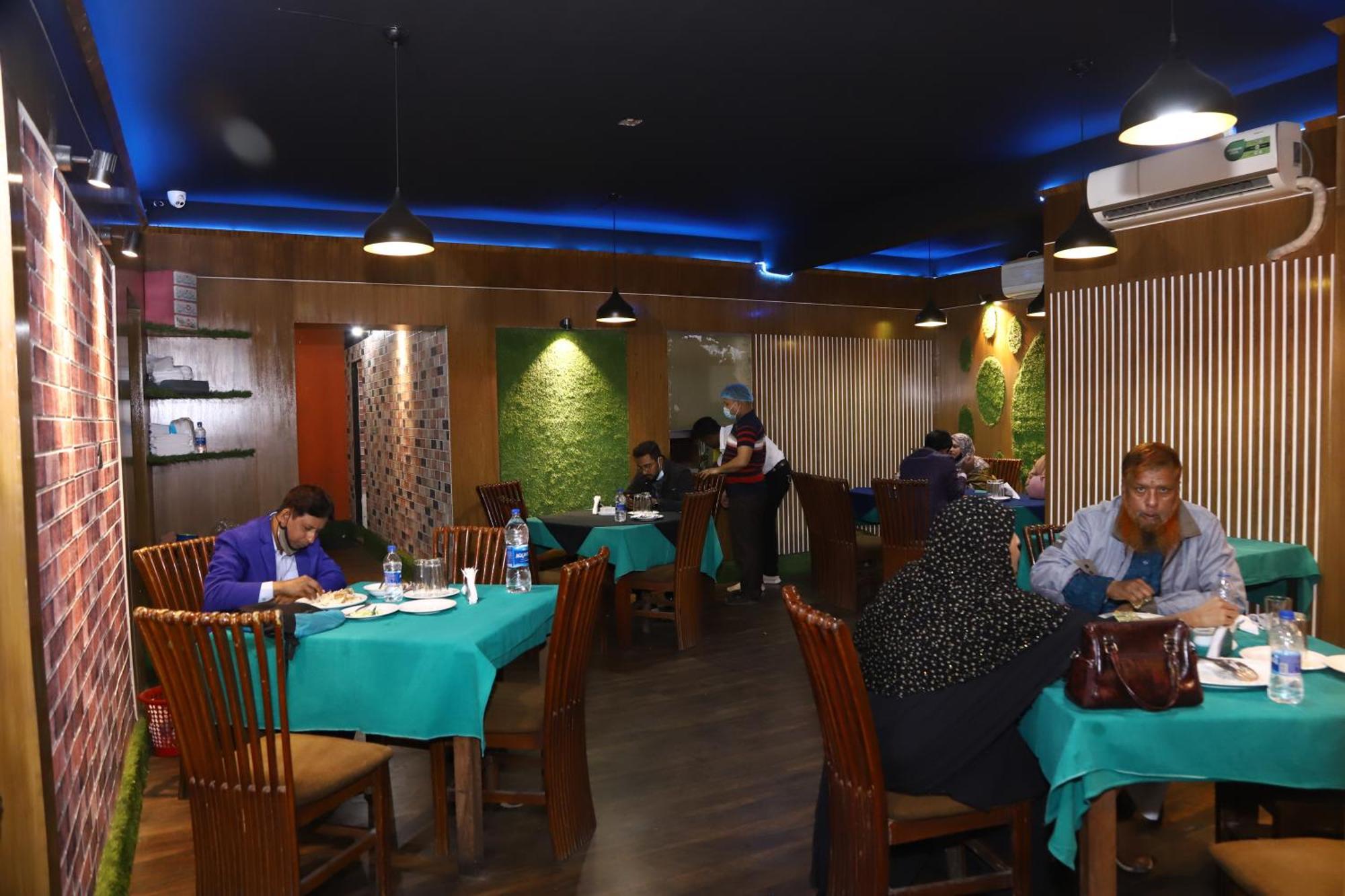Rezala Restaurant And Residence Dhaka Eksteriør billede