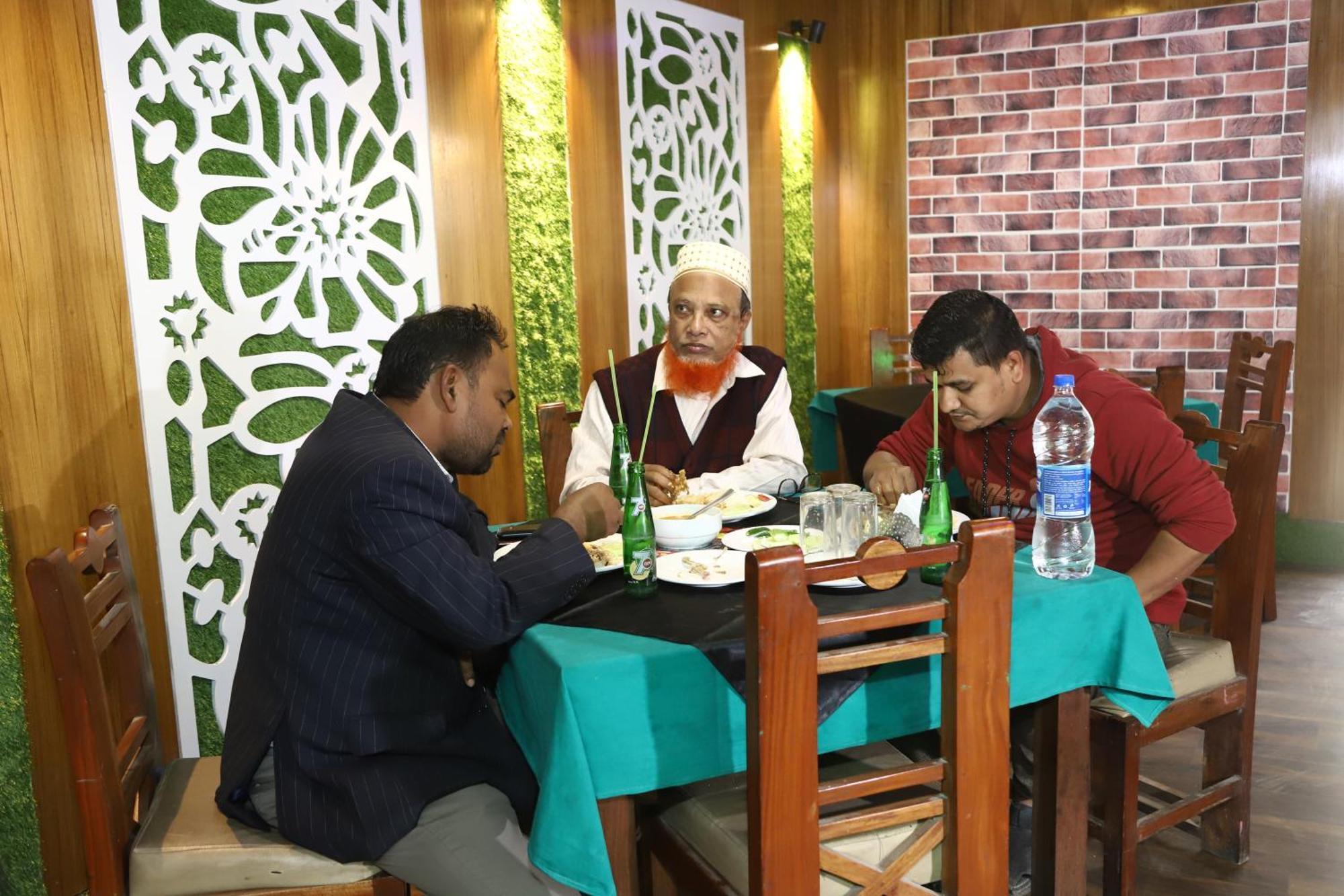 Rezala Restaurant And Residence Dhaka Eksteriør billede